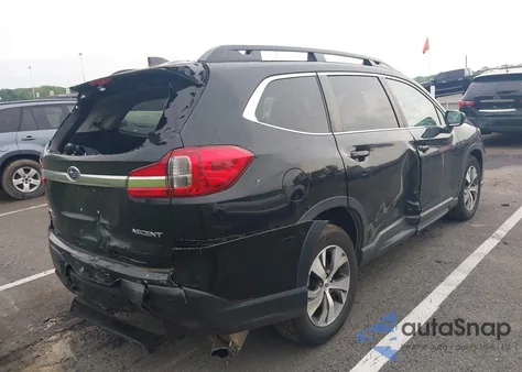 2021 Subaru Ascent Premium z USA, uszkodzony, nr VIN 4S4WMAFD9M3448624